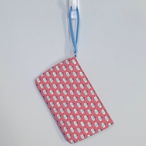 Vineyard Vines Wristlet Clutch - Nantucket Print